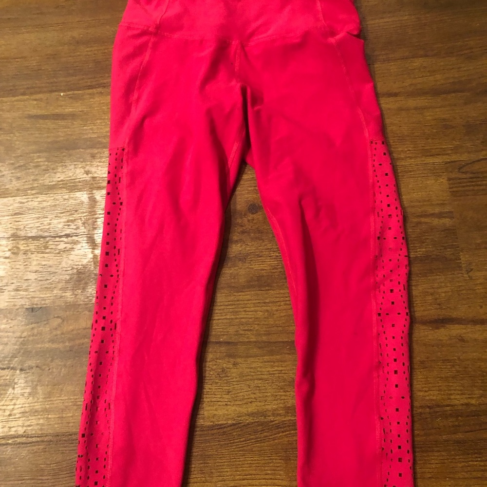 90 degree capri yoga pink